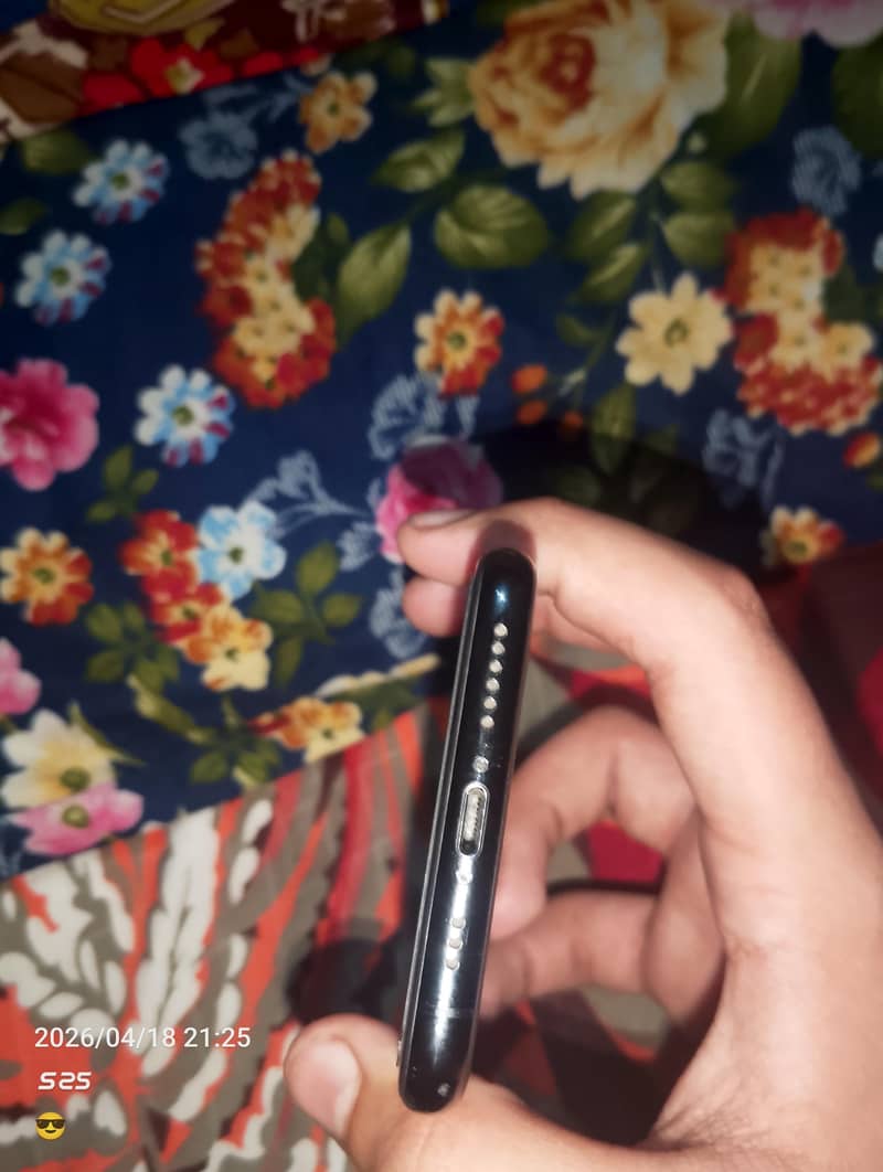 iphone 11 pro 5