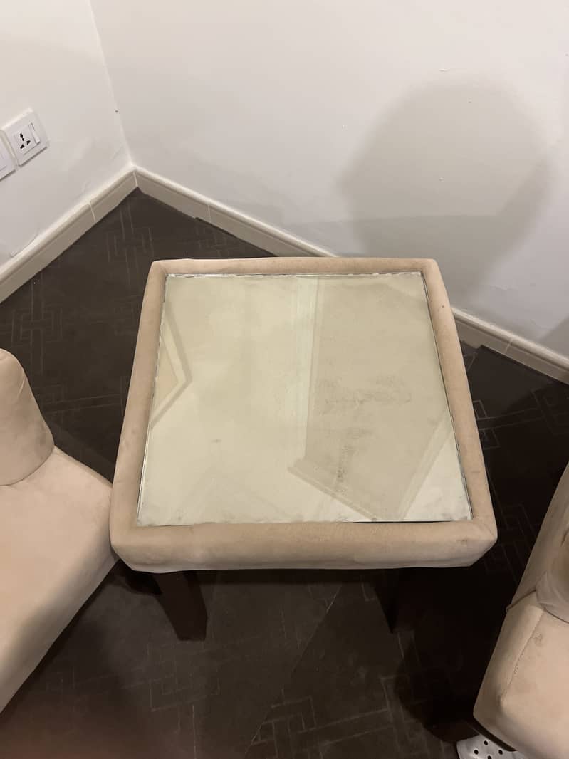Sofa chairs plus table 2