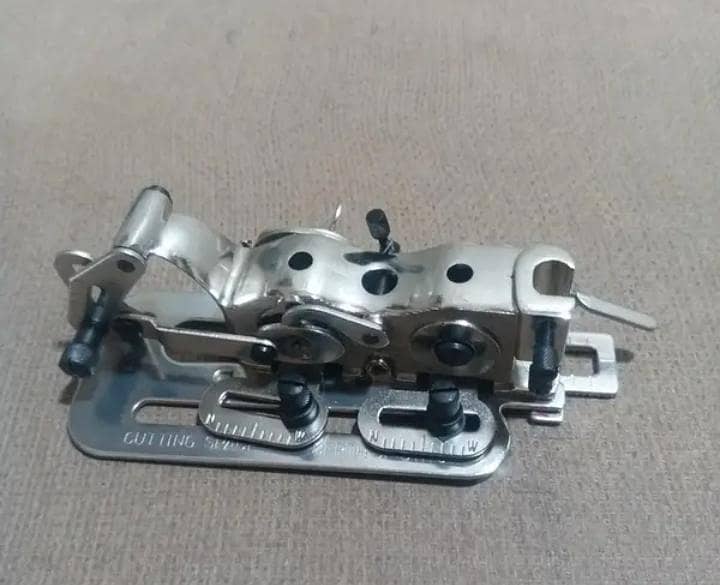 Button Holer 1