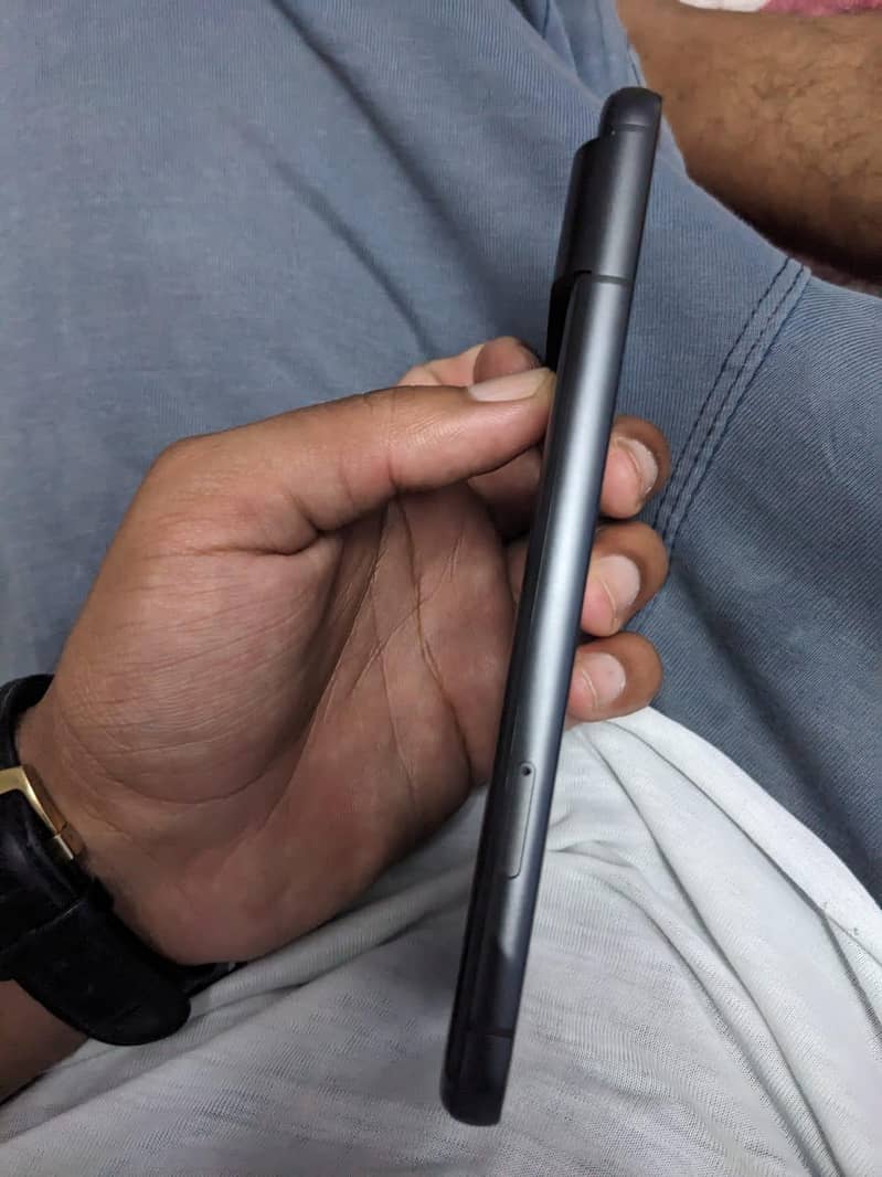 Google pixel 8 3