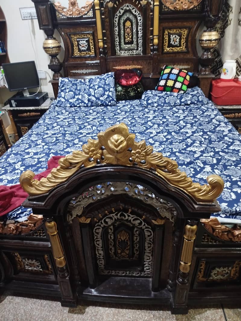 chinioti haweli bed 2