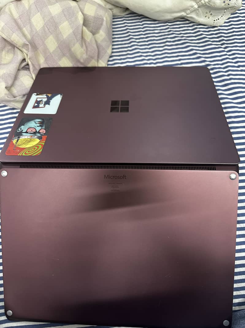 Microsoft Surface laptop 1