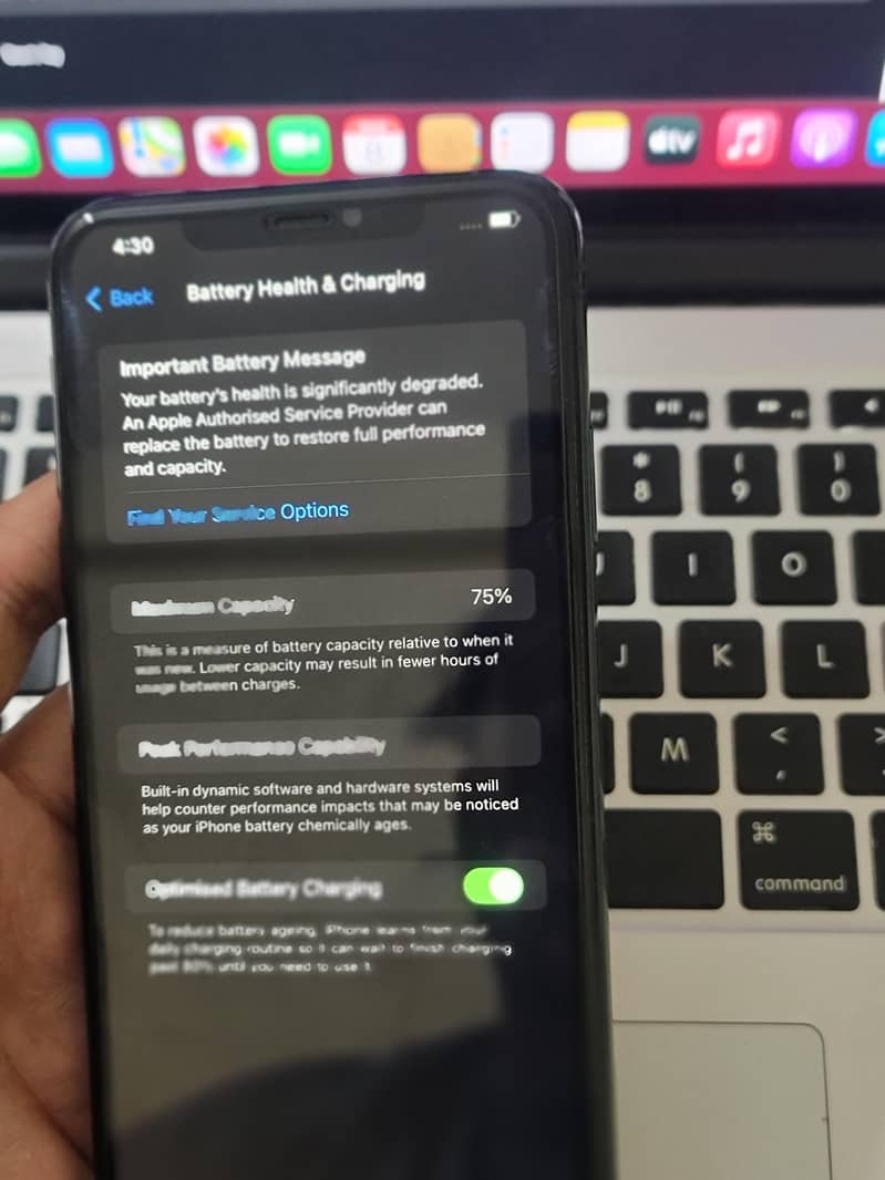 IPHONE 11PRO MAX 10