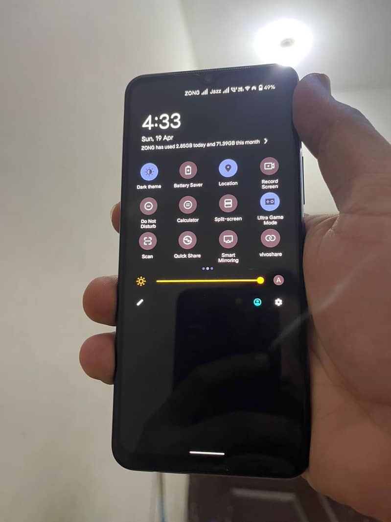 Vivo v21e 4