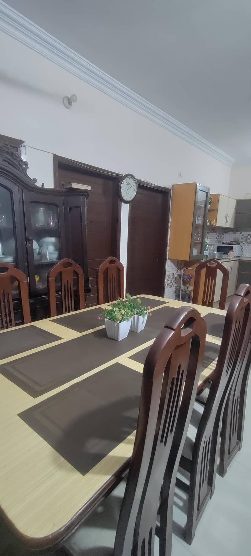 8 seater Dining Table 5