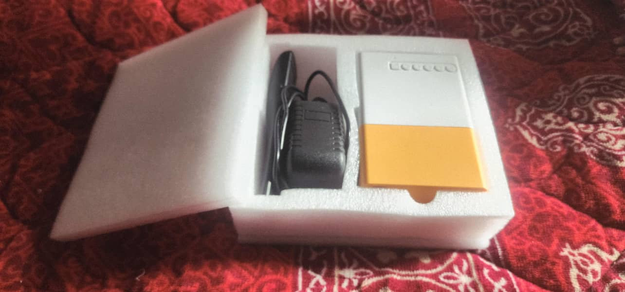 mini led projector 2