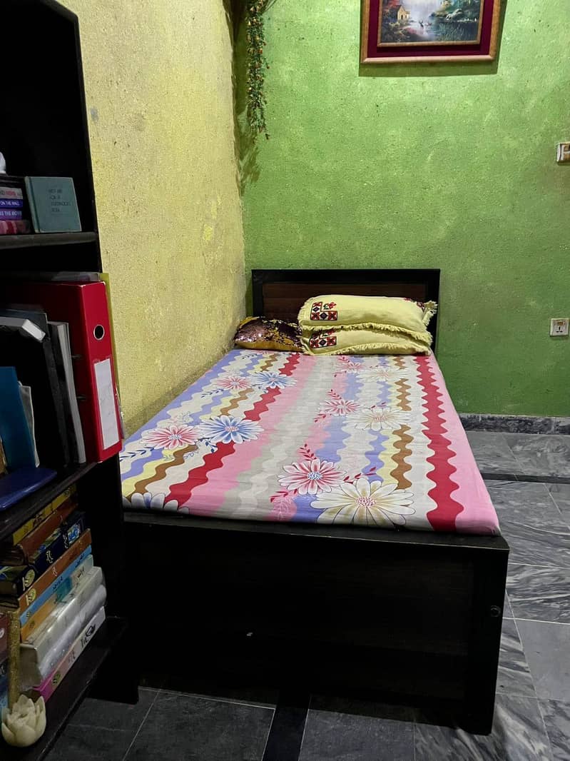 single bed 0