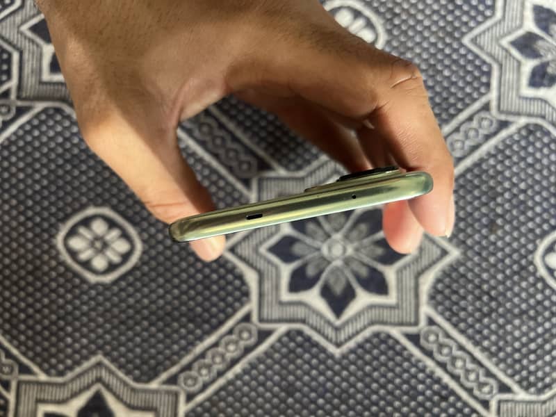 Techno spark 40 pro plus 4