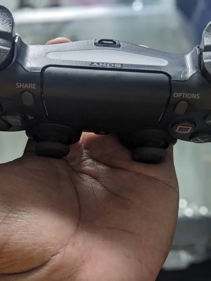 PS4 Dualshock 4 Wireless Controller Original 1