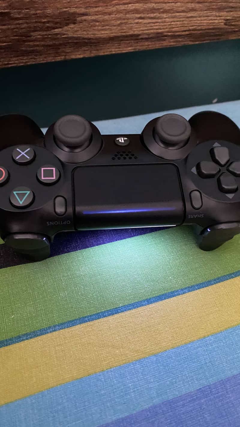 PS-4 wireless controller 1