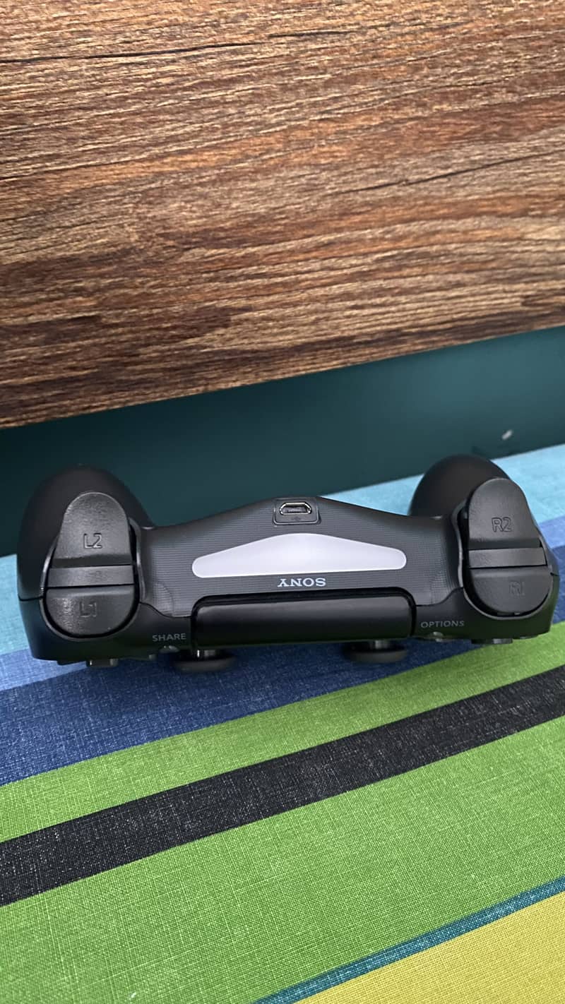 PS-4 wireless controller 2