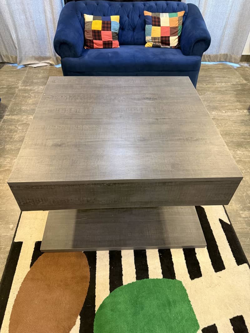 Square Coffee table 1