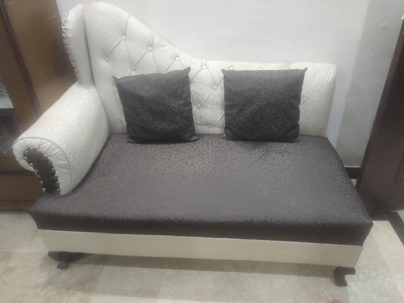 sofa / Dewan 0