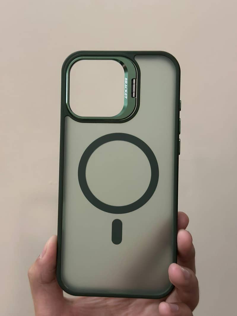 Iphone 16 pro max  maxsafe covers(imported) 3
