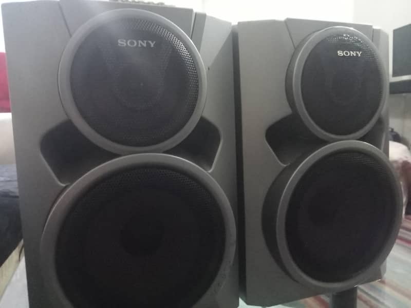 Sony speaker 2