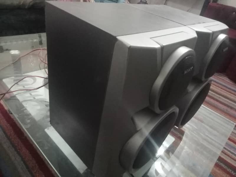 Sony speaker 3