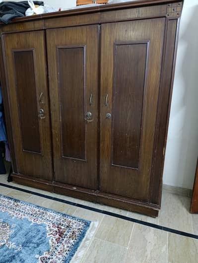 wardrobe