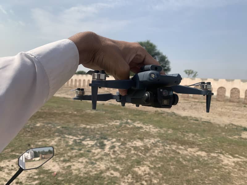 DJI MAX DRONEWITH SCREEN 1