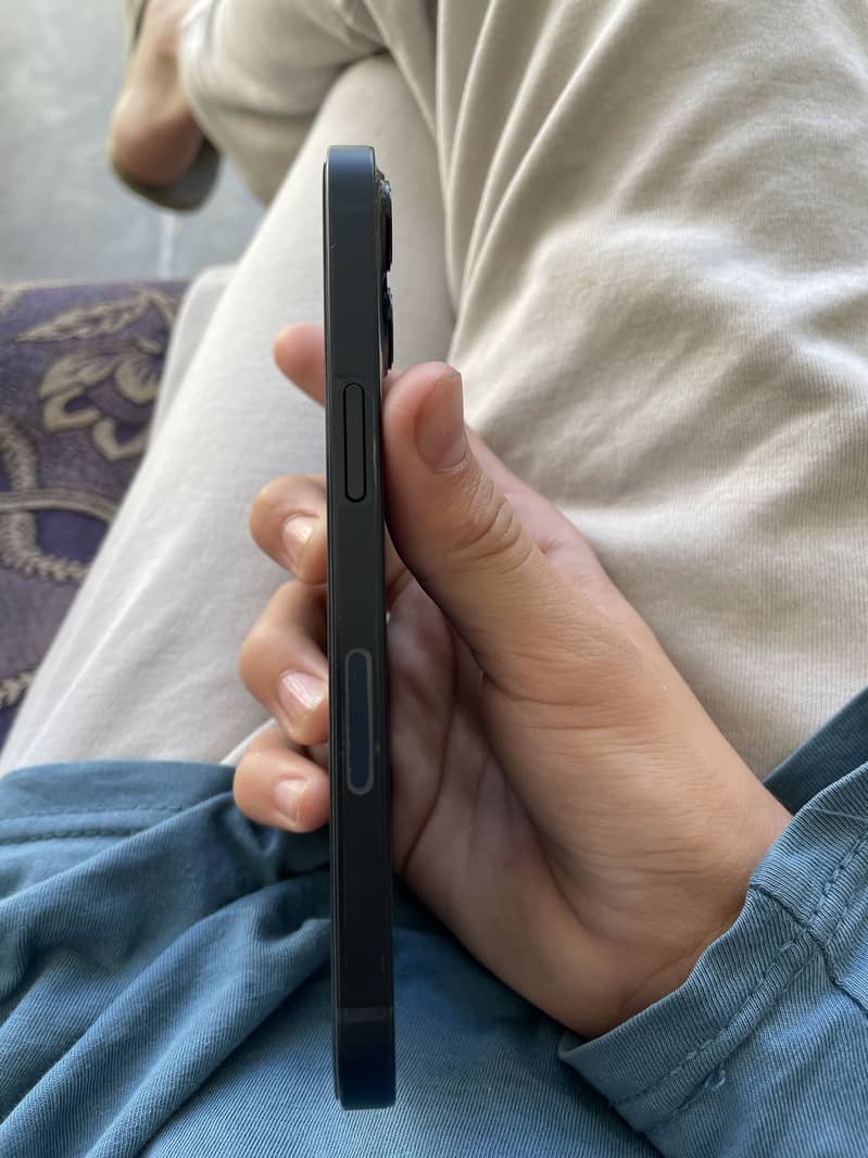 Iphone 13 jv 3