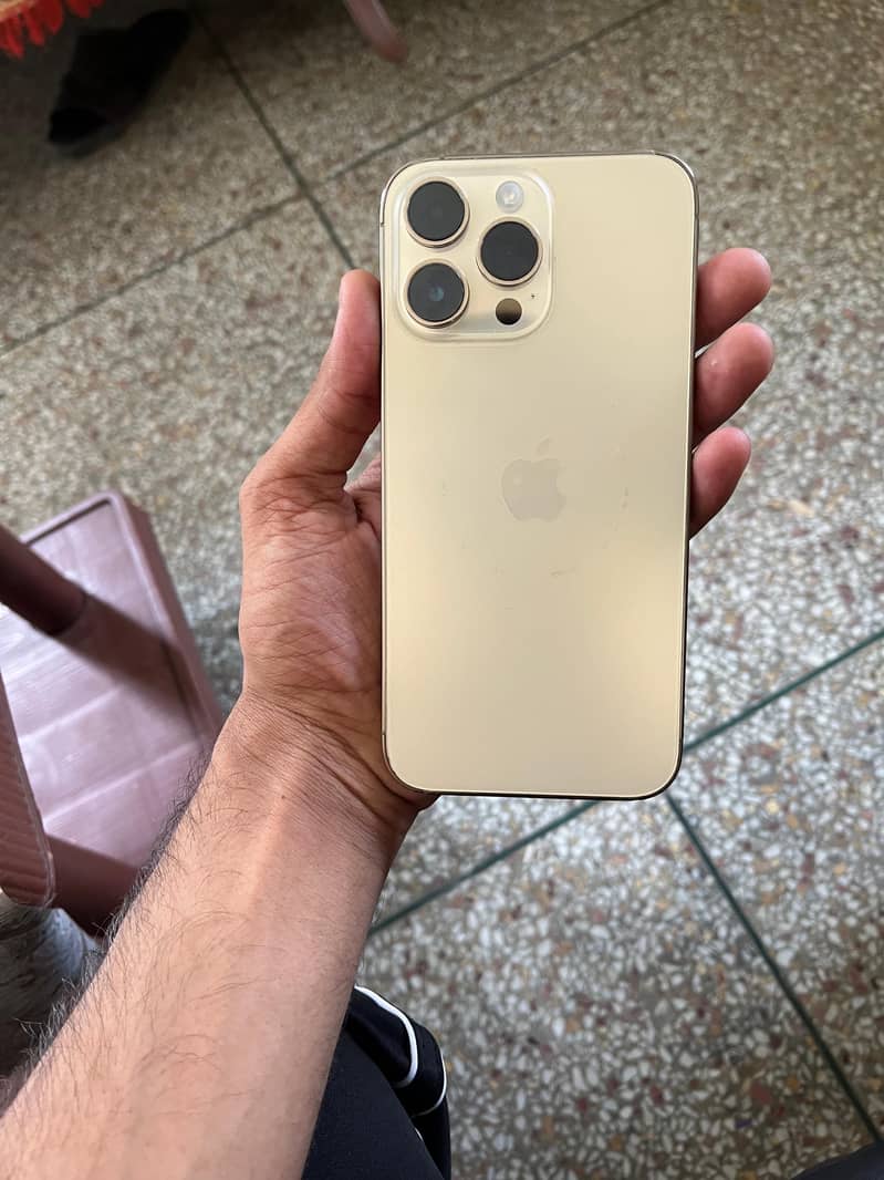 Iphone 14 pro max 0