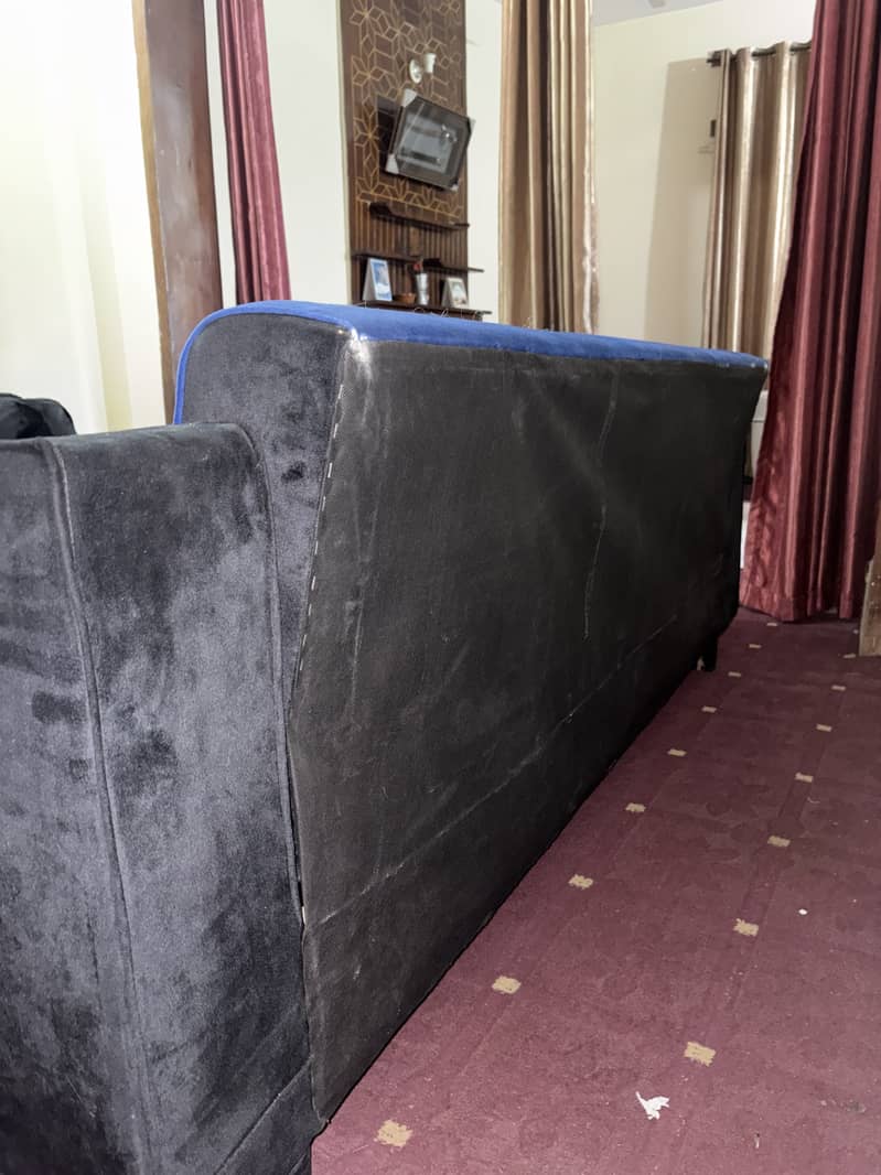 Dewan sofa 1