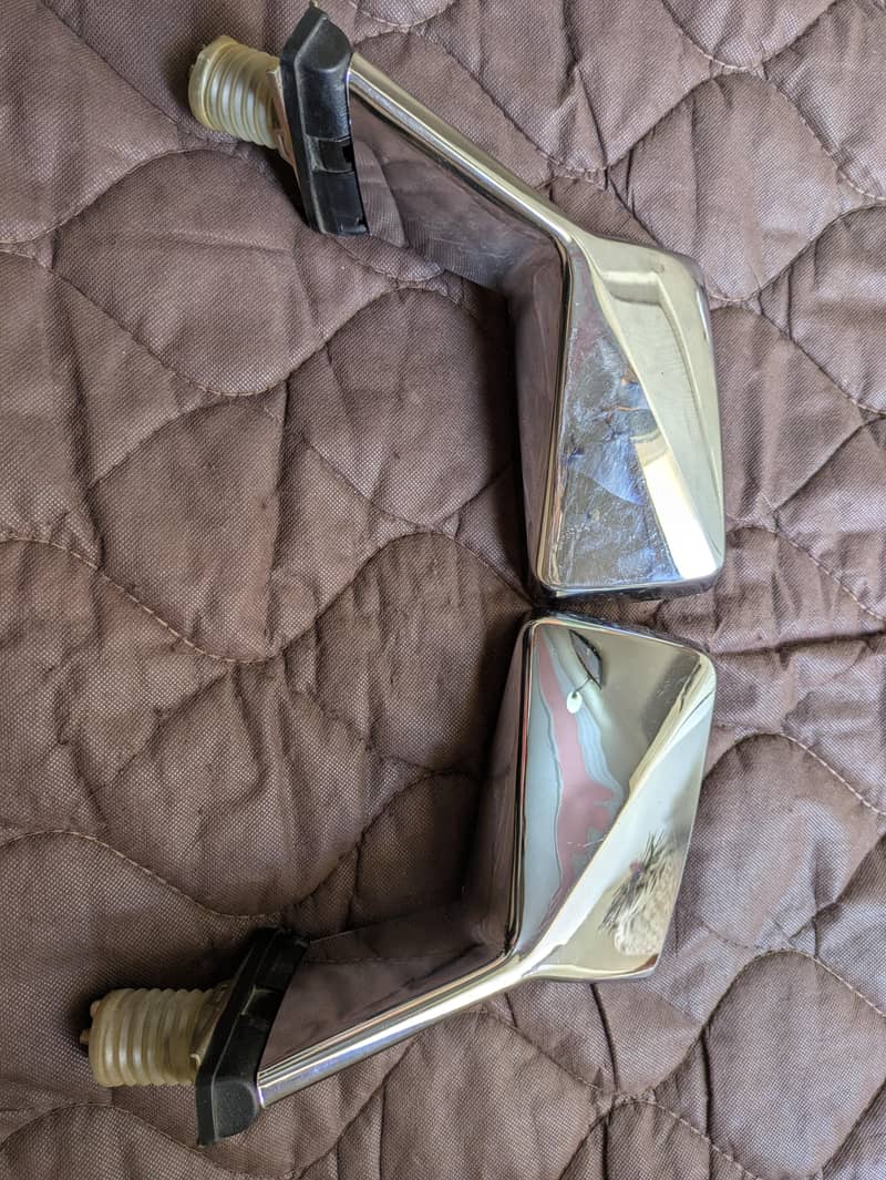 Fender mirror 1