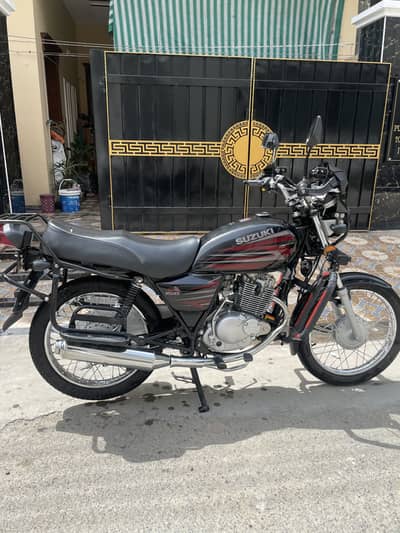 Suzuki | GS 150 | Model 2025 | Good Condition | No Work | 10/10 |
