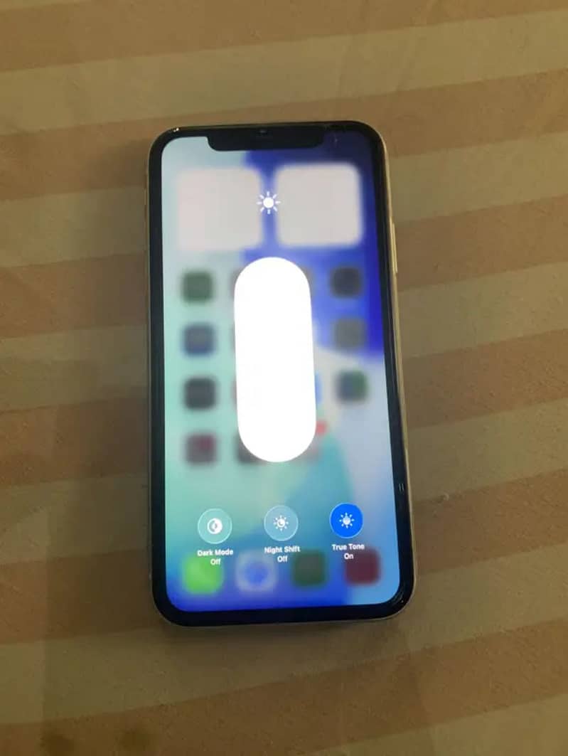 iPhone 11 2