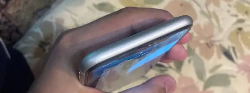 iPhone 11 0