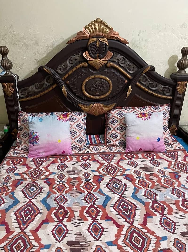Solid Wood Bed Set with side Table and Dressing Table 5