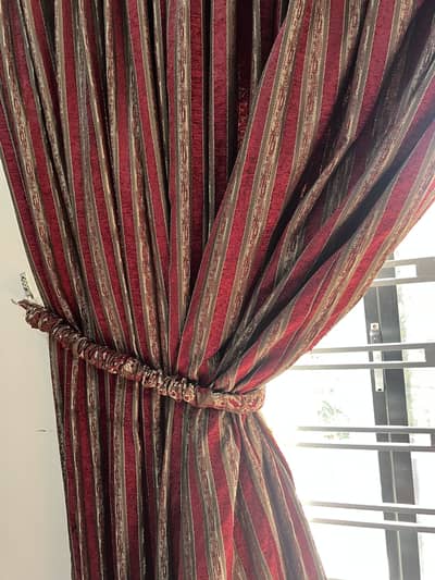 Thick curtains for big window