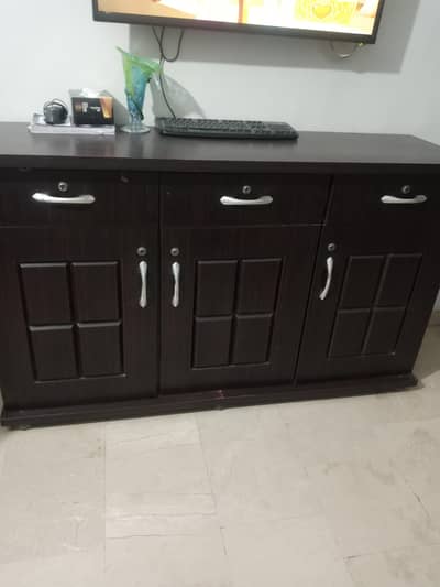 Wooden Room Divider for Home/Office – Good Condition
