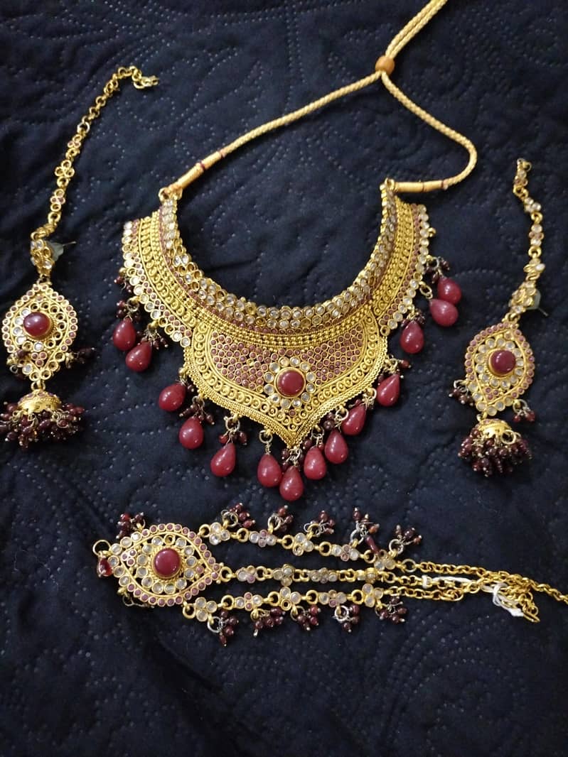 2 set and bangles 0