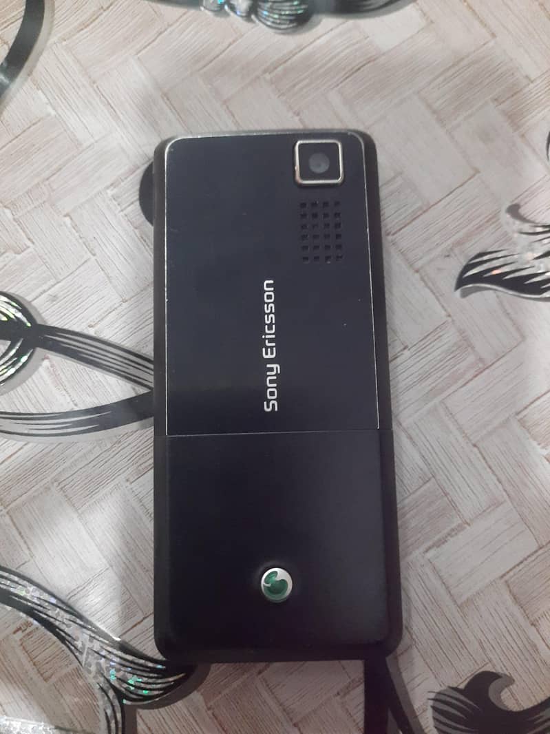 Mobile 1