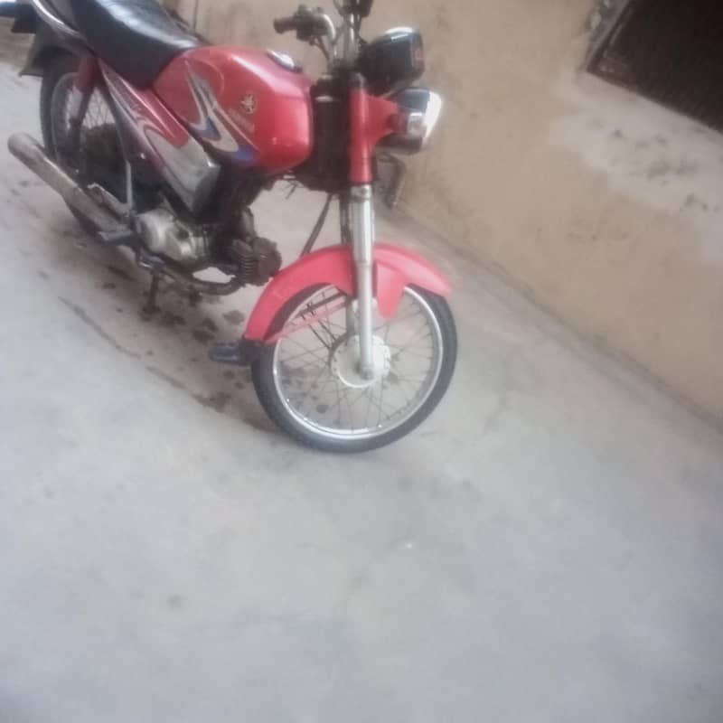 Yamaha Junoon 1