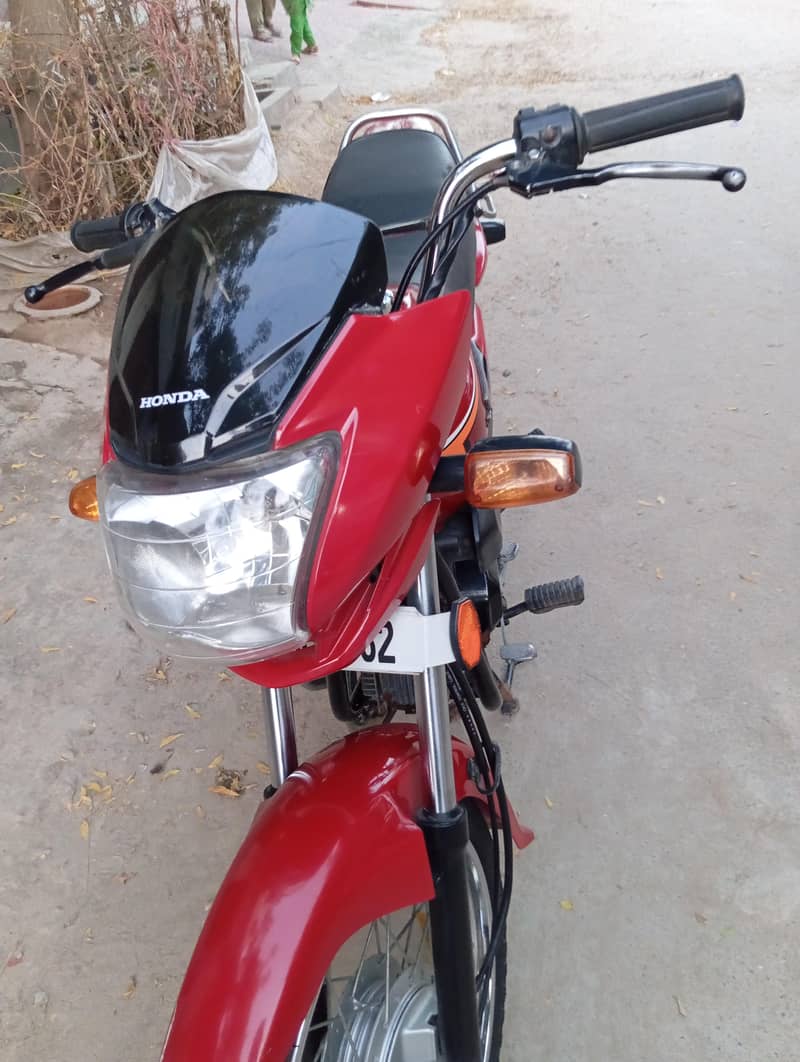 Honda Prioder 2022 12