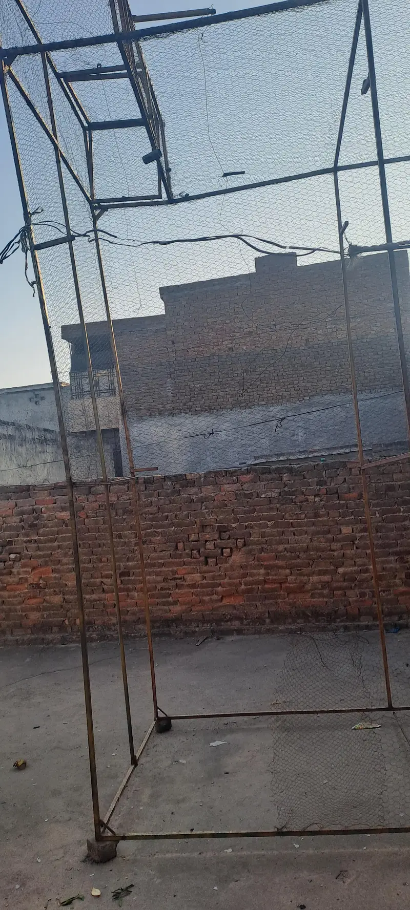 Pigeons cage for sale urgent peson ki zrurat hai serious buyers contac — photo 6
