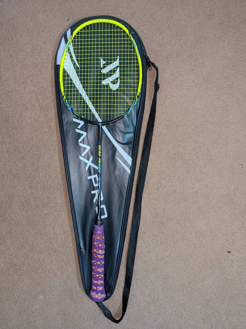 Racket. 0