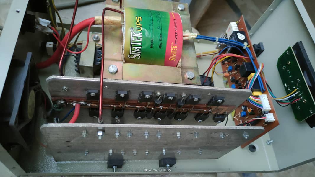 Simtek 24 volt UPS 4