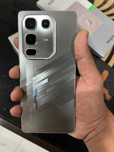 Infinix Note 50 pro 12/256 GB 10/10 condition with all accessories