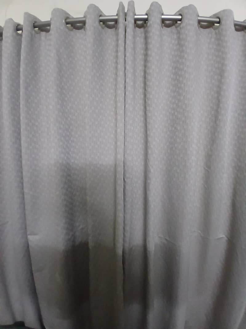 Curtains 0
