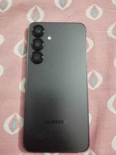 Samsung s24 128Gb Snapdragon 8 gen 3