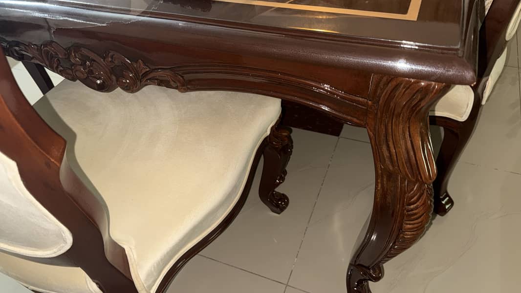 Dining table with 8 chairs 1