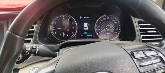 Elantra 2022