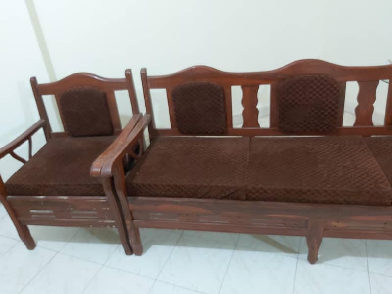 EXCELLENT CONDITION SOFA SET 0