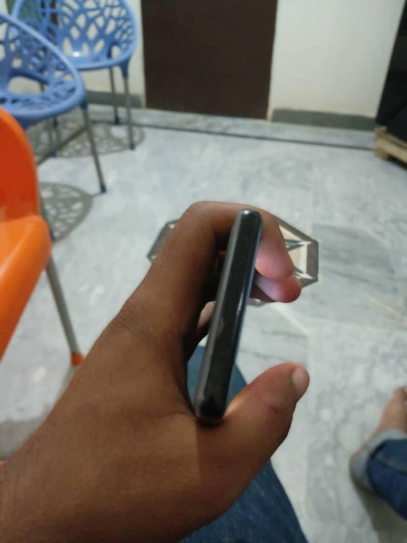 google pixel 6a 5