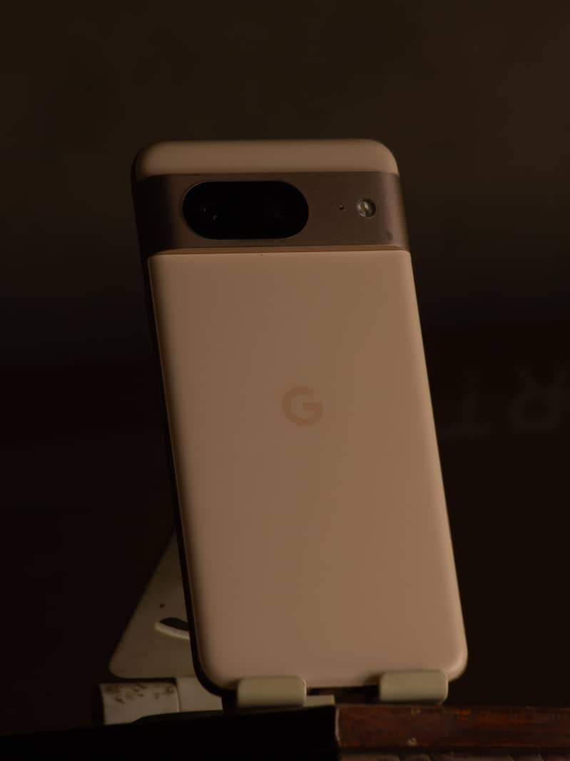 Google Pixel 8 2
