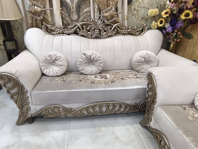 Off white sofa set 0