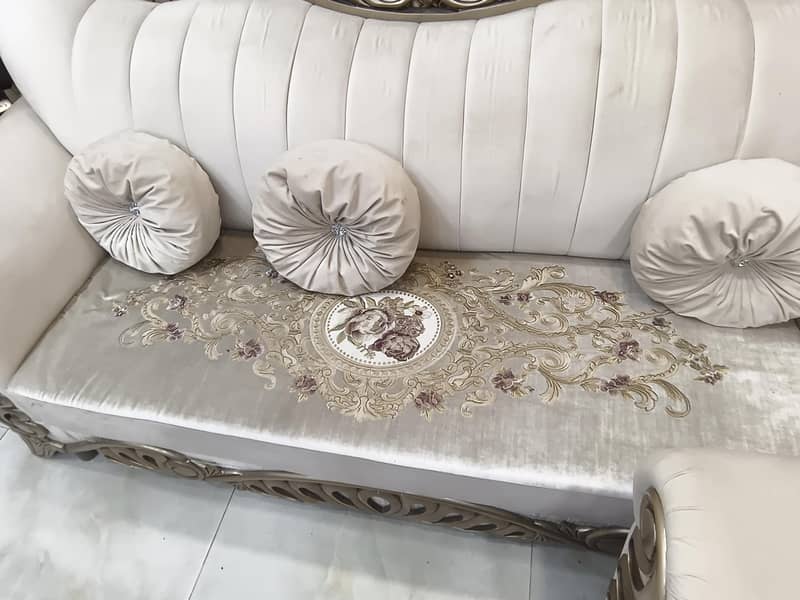 Off white sofa set 6