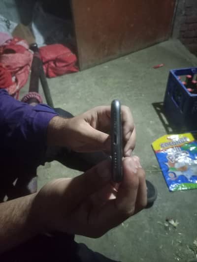 I phon 11 j v